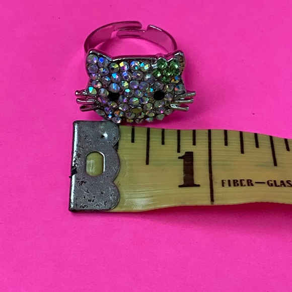 💐 Rhinestone Hello Kitty ring💐 - Picture 3 of 5
